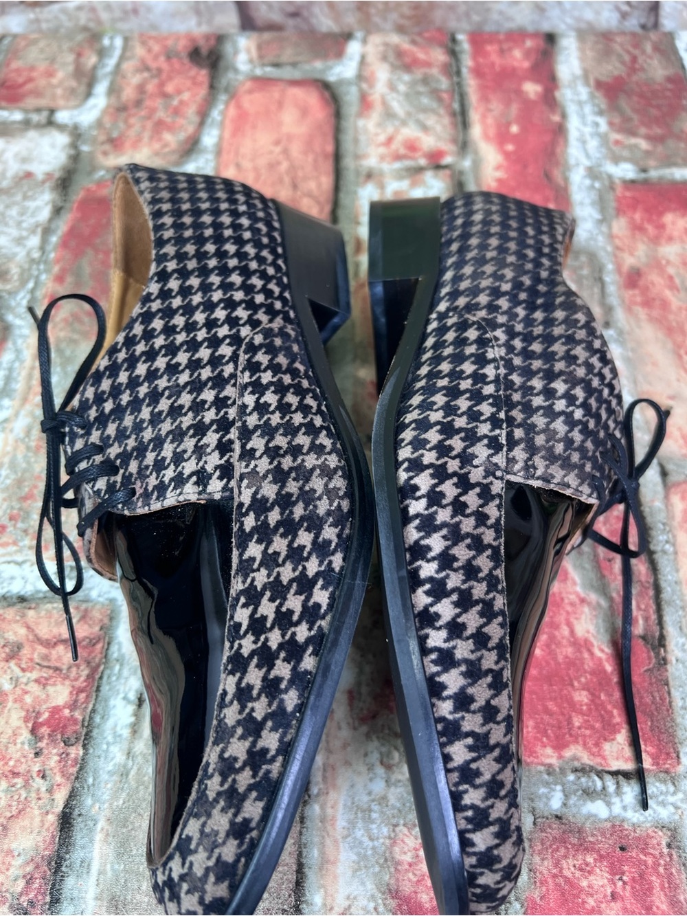 EMMA GO Houndstooth and Patent Black/Tan Handmade Danish Lace-Up Oxfords, 36 - Picture 14 of 14